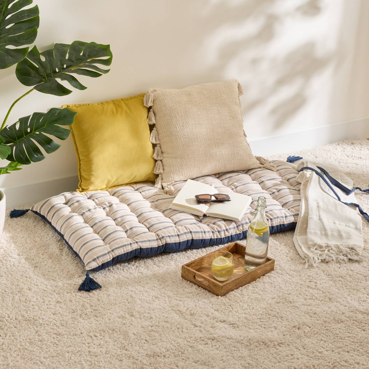 Cojín de suelo “Groove”