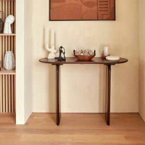 Consola “Isana”