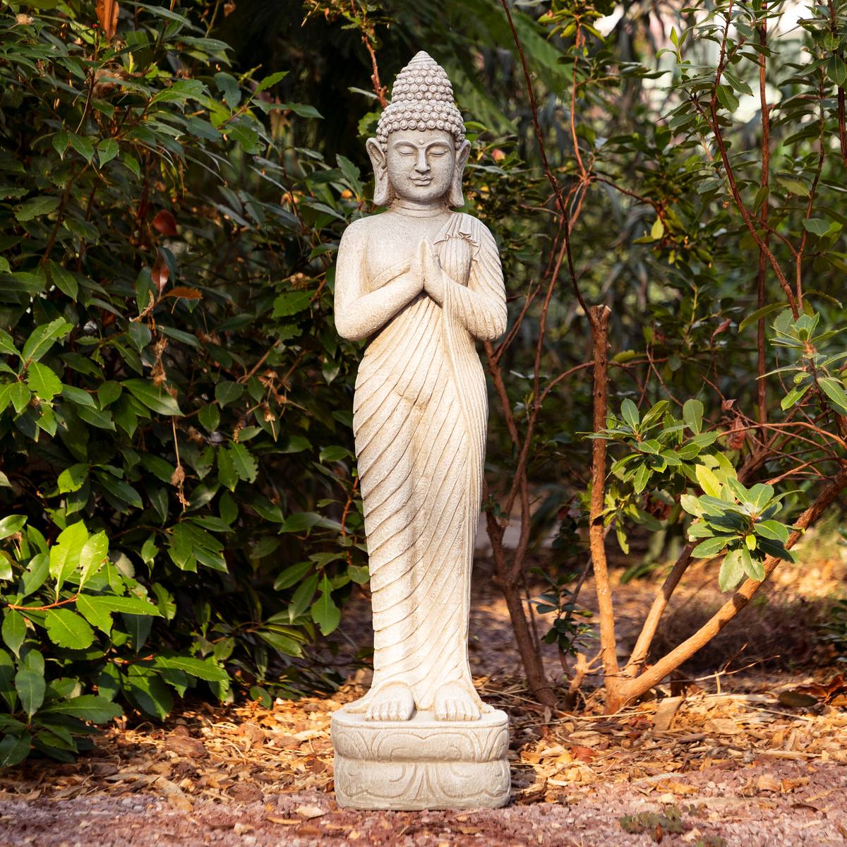 Estatua exterior de Buda “Sakin”