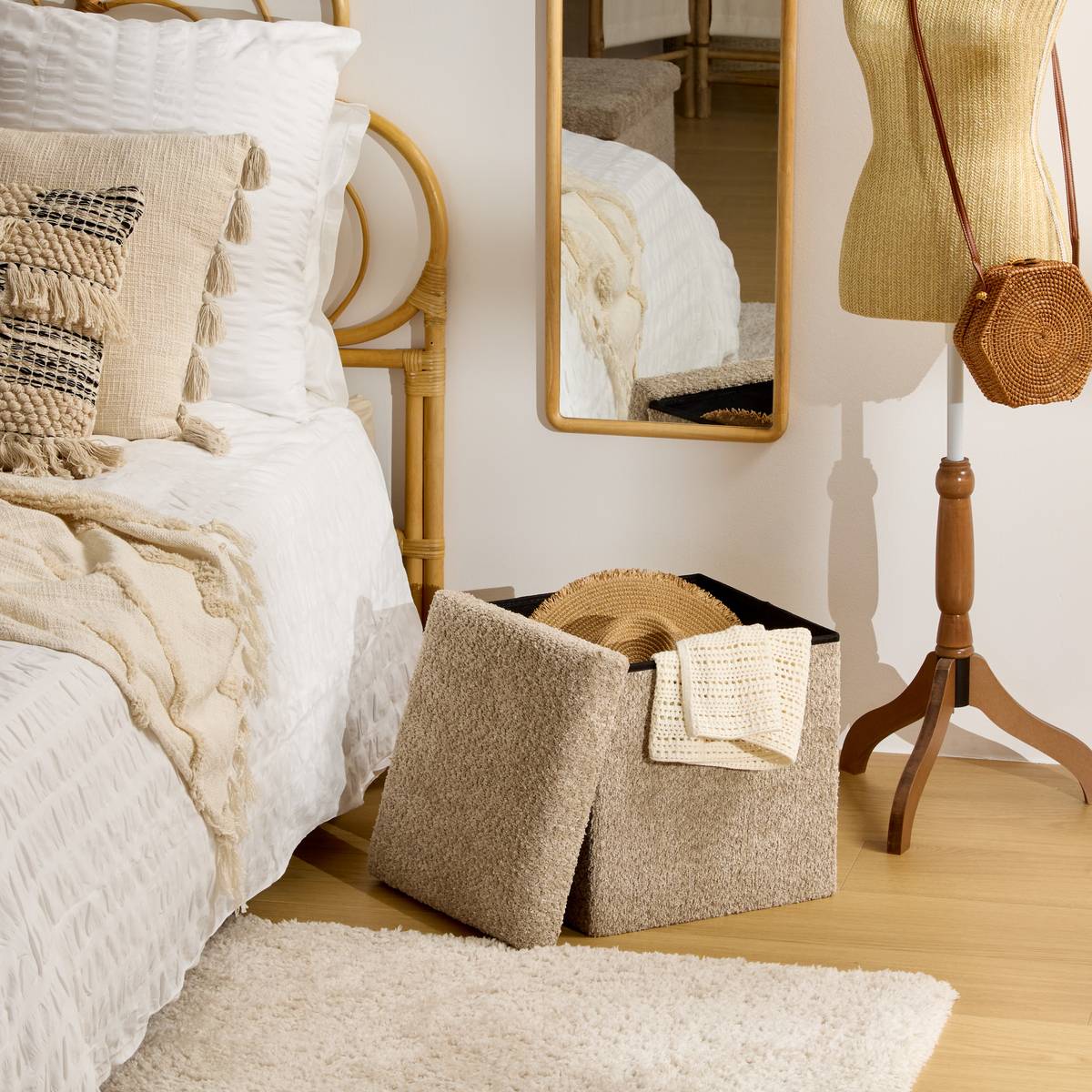 Puf plegable “Soana”
