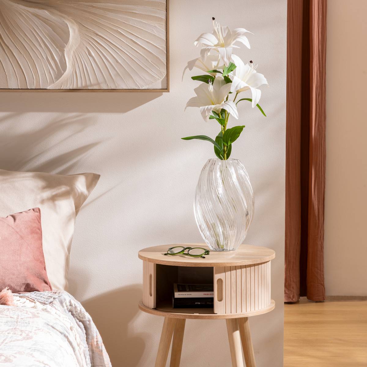 Tallo de lirios artificiales “Jago” con 4 flores
